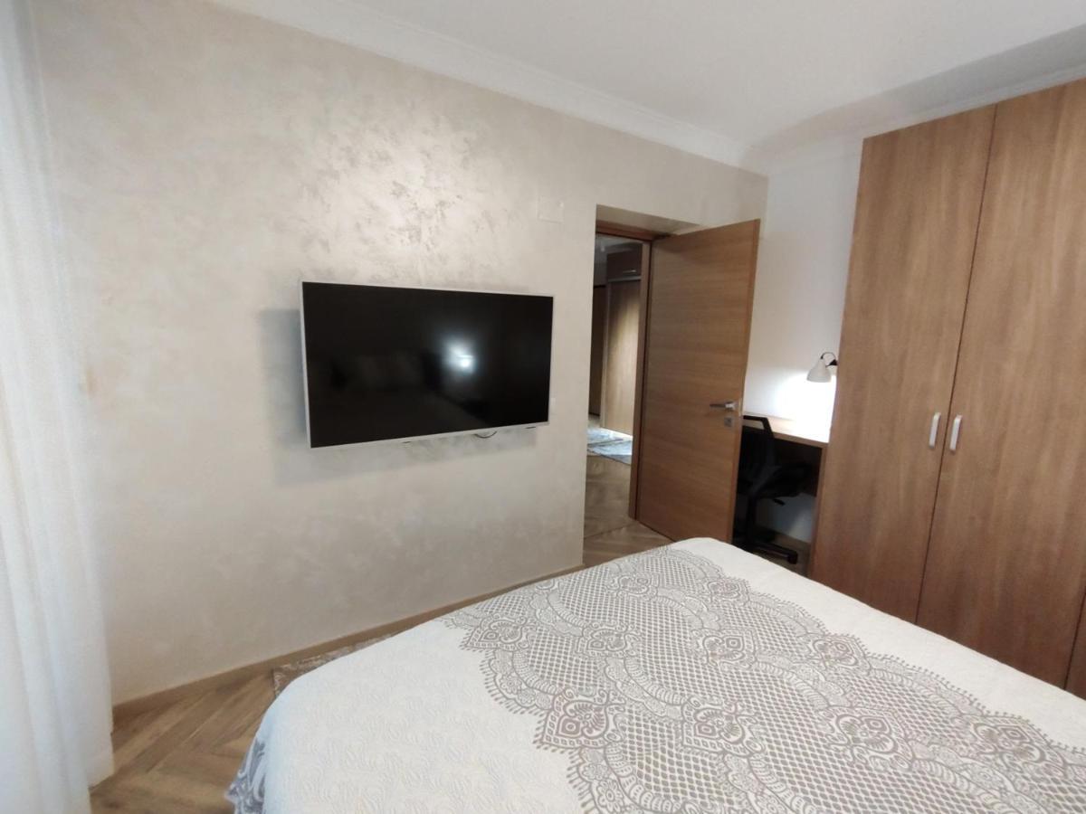 Decebal Premium Confort Craiova Kültér fotó