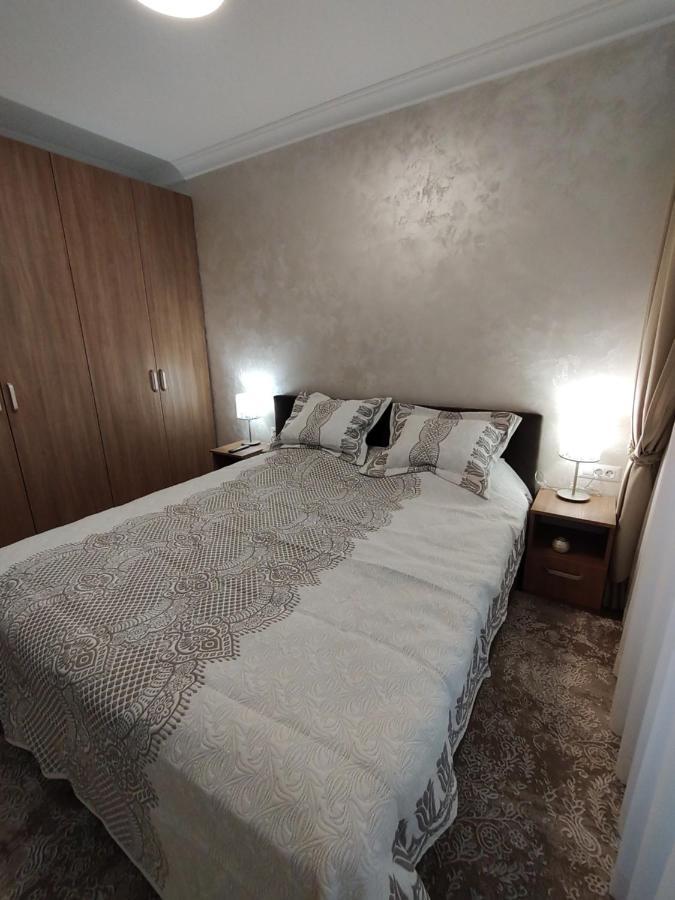 Decebal Premium Confort Craiova Kültér fotó